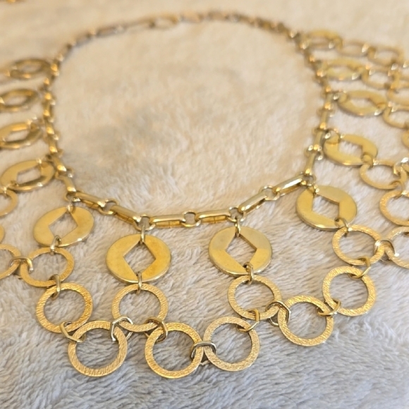 #036 Vintage Elegant Gold Necklace - Picture 3 of 4